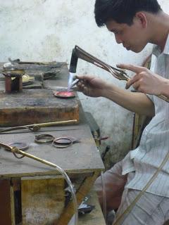 05 |  Hoa Nhap (Reaching Out) : shopping et bonne action !