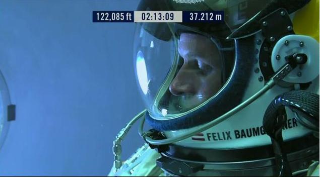 Felix Baumgartner: 10 min avant de sauter