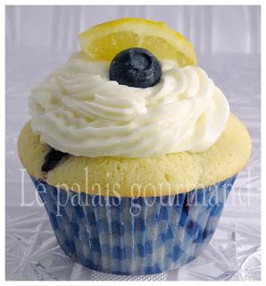 Petits gâteaux au citron Meyer et aux bleuets