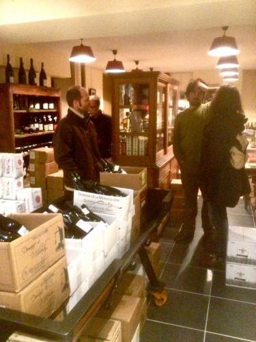 Du vin servi au Pifomètre... IMG_2393.jpg