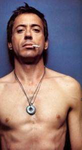 Canon cet été : bilan de semaine 2 Robert-Downey-Jr-torse-nu-327x600