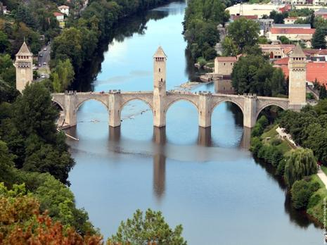 cahors-pont-valentre.jpg