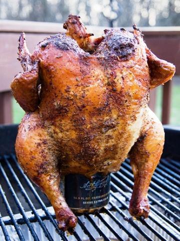 15 Recettes à Base de Guinness pour Fêter l’Irlande & la Saint Patrick ! Cajun Rub and Smoked Guinness Beer Can Chicken