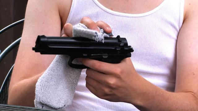 Continent Mal (une terre avec fusil)