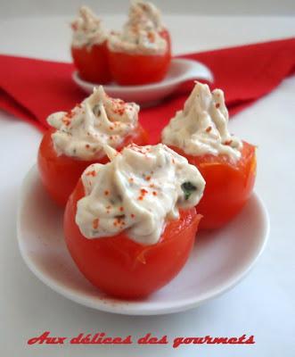 TOMATES CERISES FARCIES AU CHEVRE FRAIS