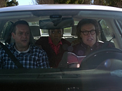 Critiques Séries Neighbors. Saison Episode Believe Drive