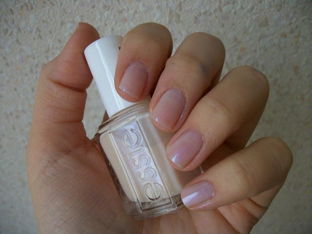 Mise à nu(d)e avec Essie...