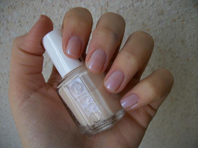 Mise à nu(d)e avec Essie...