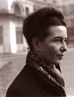 Simone de Beauvoir, Le roman d'une vie de femme