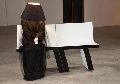 Embarakiya par Al-Hamad Design LifeSized-Mannequin-Lamps-Will-Scare-the-Crap-Out-Of-2