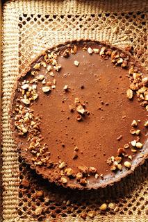 Ma tarte au chocolat pour les écureuils ! Parce qu'il fait un temps à manger du chocolat et à jeter des noisettes aux écureuils…