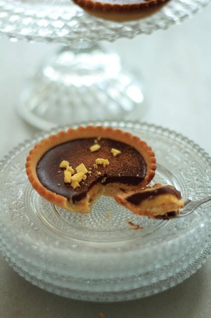 Tartelette ganache chocolat , curd d'oranges
