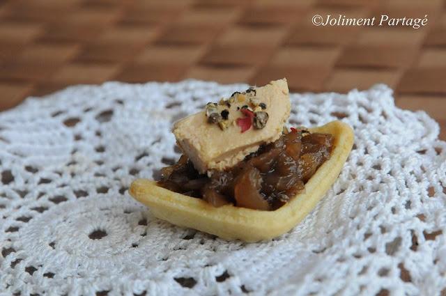 Tartelettes foie gras et son confit d'oignon