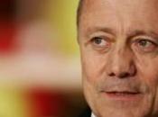 Lacombe remet couche Leonardo