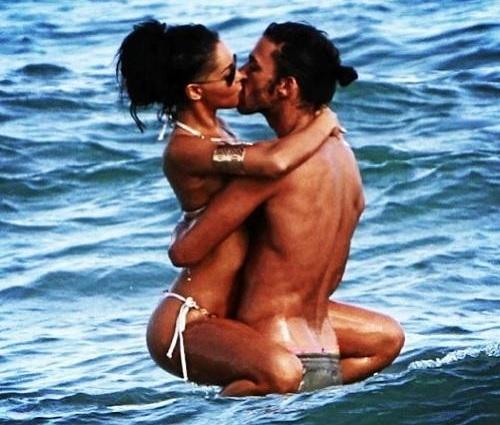 VIDEO Les Anges 5 - Nabilla et Thomas, voici leur premier baiser