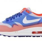 Nike WMNS Air Max 1 Metallic Silver Vachetta Tan Nike WMNS Air Max 1 Hyperfuse PRM Hyper Blue Total Crimson