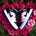 Air Jordan 1 Mid GS Ion Pink