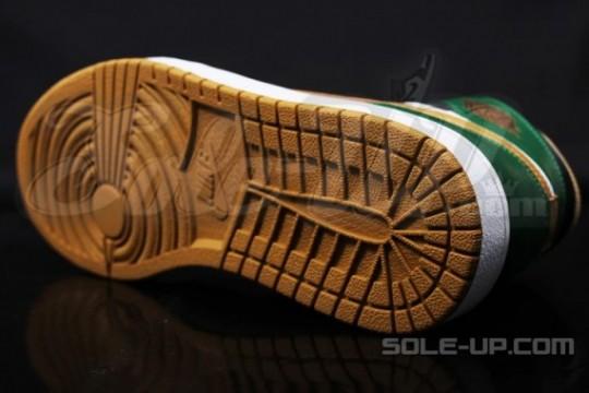 air-jordan-1-retro-high-og-svsm-04-570x380