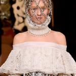 La collection McQueen par Sarah Burton, enceinte !