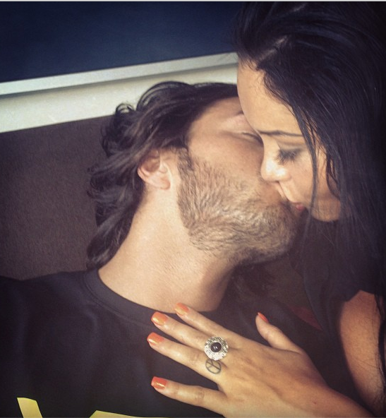 Les Anges 5 : Thomas embrasse Nabilla ce soir ! (vidéo)