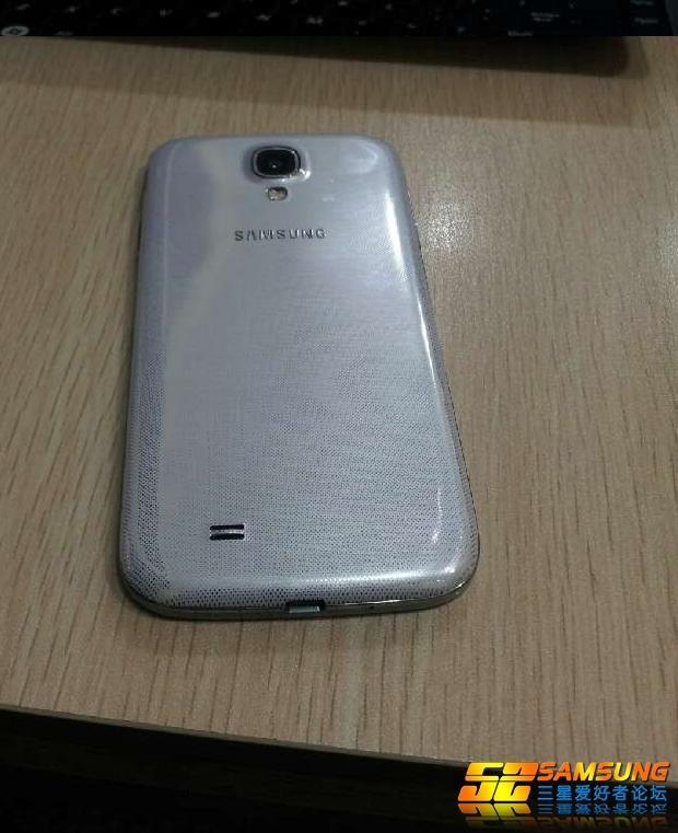 Des images du Samsung Galaxy S4 dévoilées par un site chinois ?