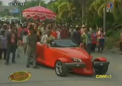 Thaïlande Ordination de moine en 10 millions de Bahts [HD]