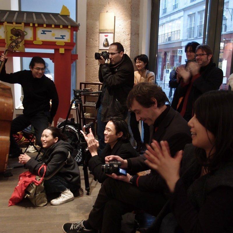 Wave of prayer : du live-painting en hommage à la catrastrophe du 11/03/11 au Japon