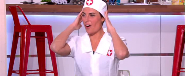 Alessandra Sublet déguisée en infirmière pour Michel Cymes (vidéo)