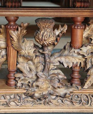 Qui s'y frotte s'y pique (253)