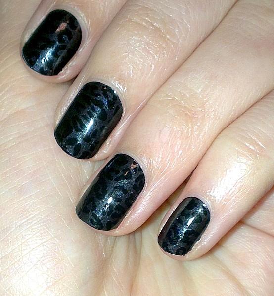 nail-patch-kiko-noir-leopard.jpg