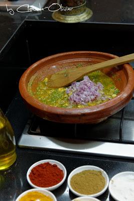 Un petit goût du Maroc: Tajine de poulet au citron confit
