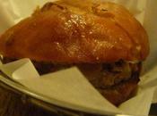 encore végétarienne savoureux hamburger chez Blend)