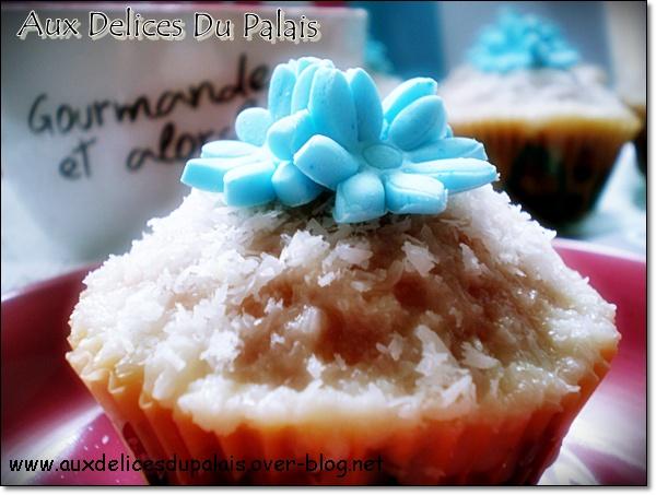 cupcake-noix-de-coco-chocolat-blancP1010006.JPG