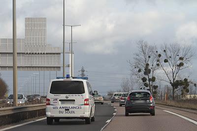 On the road again (incognito, enytre N**** et L********)