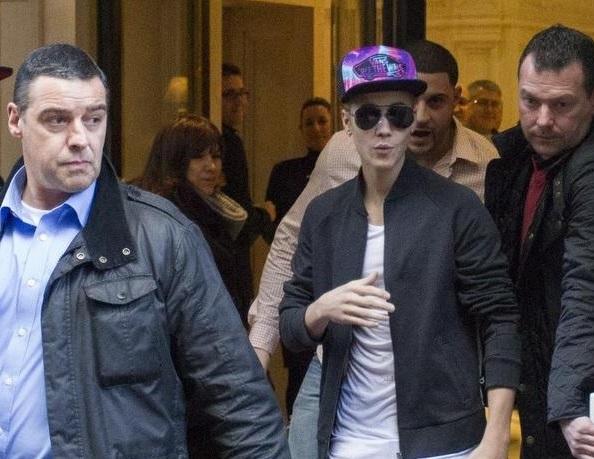 Justin Bieber : Il a été viré par la direction de son hôtel à Paris
