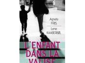 L'enfant dans valise