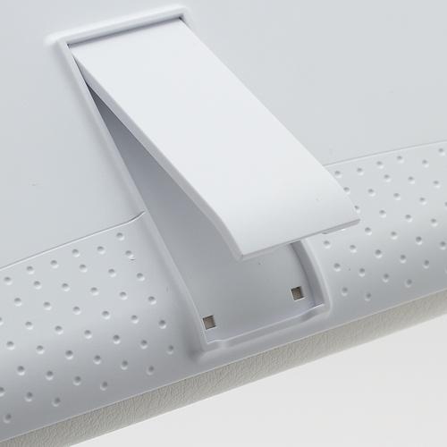 Une jaquette batterie avec clapet cuir pour iPad Mini