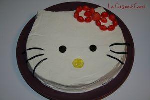 gateau_chocolat_chantilly_hello_kitty