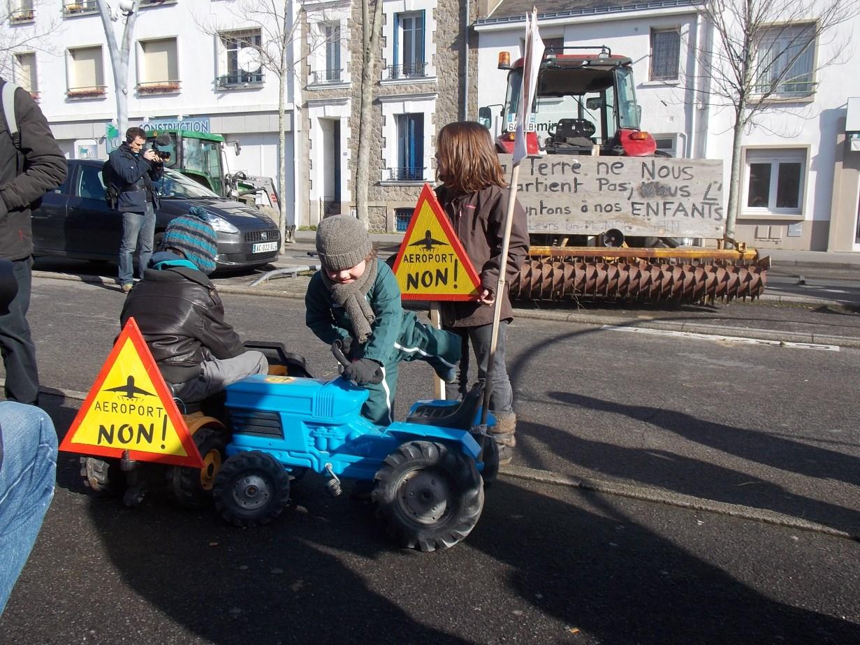 aux marches du palais
