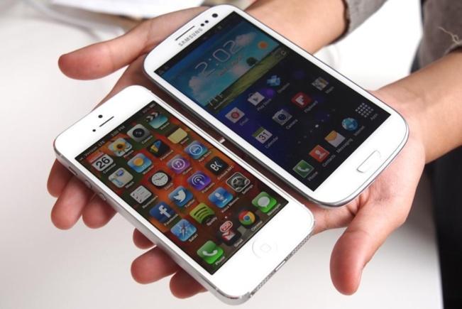 6 nouvelles fonctions du Galaxy S4 que n'a pas l'iPhone 5...