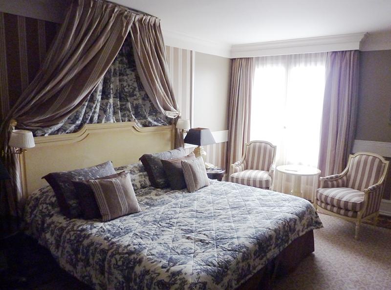 Chambre-hotel-chateau-chantilly-tiara-mont-royal-spa-large