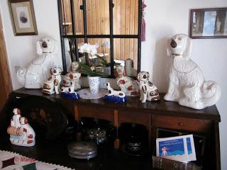 Combien pour ce chien dans la vitrine ?