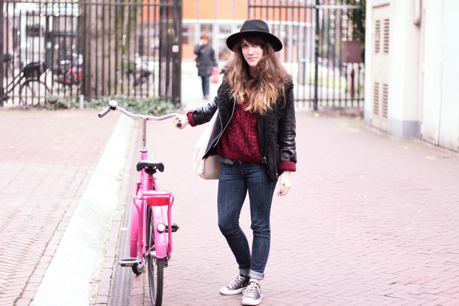 Image and video hosting by TinyPic