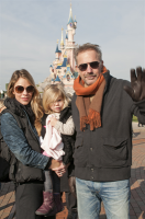 Kevin Costner et sa Famille à Disneyland Paris