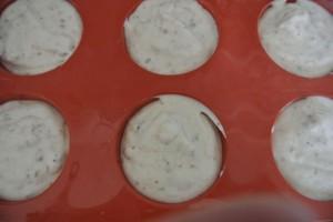 Nougat glacé, versez dans les moules Nougat glacé, versez dans les moules