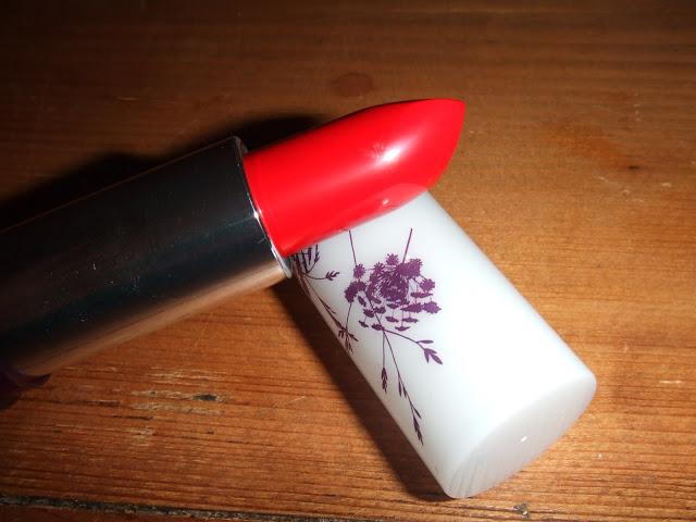 Rouge à lèvres Luminelle d'Yves Rocher, de la couleur à petit prix!!!