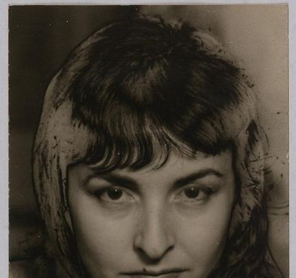 JOYCE MANSOUR - Je veux me montrer nue