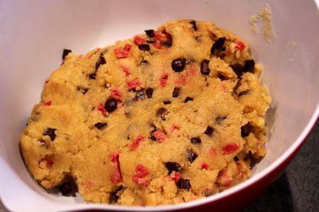 Cookies aux pépites de chocolat et aux éclats de fraises IMG_5612r