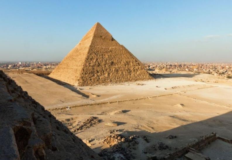 PANORAMA DU HAUT DE LA GRANDE PYRAMIDE OU PYRAMIDE DE KHEOPS : DES PHOTOS UNIQUES DU CAIRE