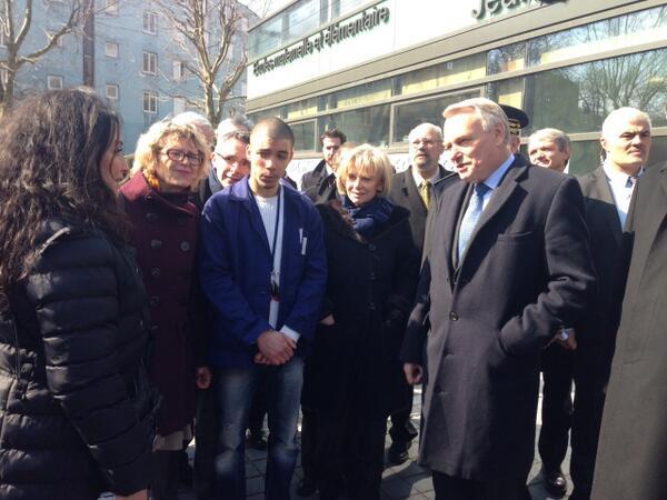 Jean-Marc Ayrault: «la bataille pour l'emploi est engagée plus que jamais»
